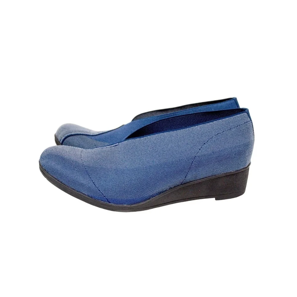 Charleston Shoe Co Cape Wedges Blue Fabric Blue Gray Slip On Shoes